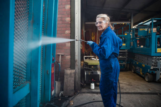 Professional Pressure Washing Services in Patterson Tract, CA